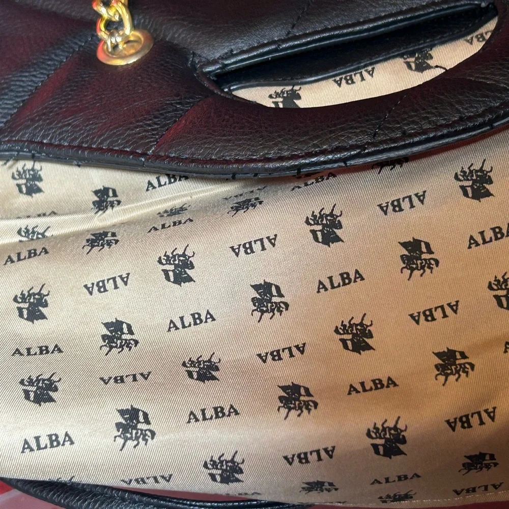 Alba Black Webbing & Bee Quilted Crossbody 18” x 11” x 5” NWT - Picture 12 of 15